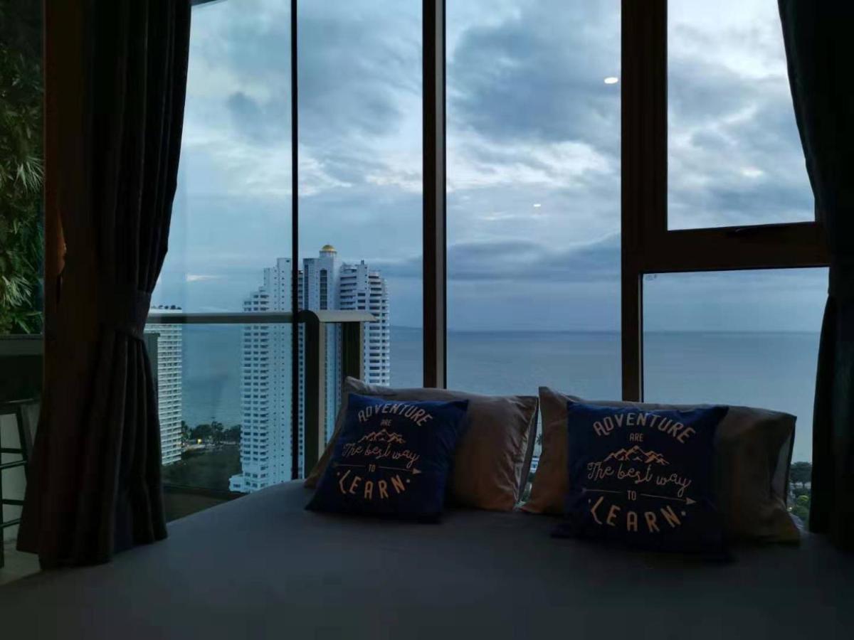 Riviera Jomtien 超级海景酒店公寓 Экстерьер фото